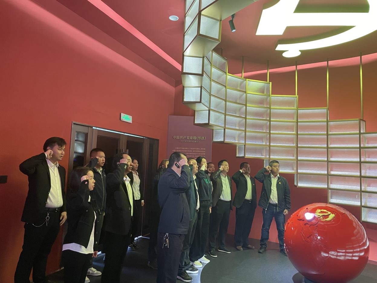 1699606439422031647.jpg 1699606439422031647.jpg