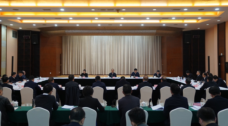 黄强主持召开省建设绵阳科技城领导小组第23次会议
以更高站位更大魄力推动绵阳科技城建设再上新台阶「相关图片」