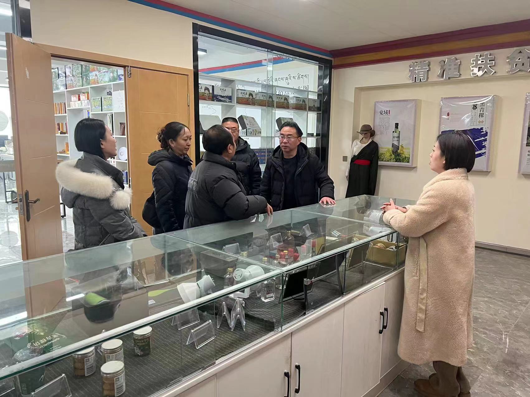 1707115577777007309.jpg 1707115577777007309.jpg