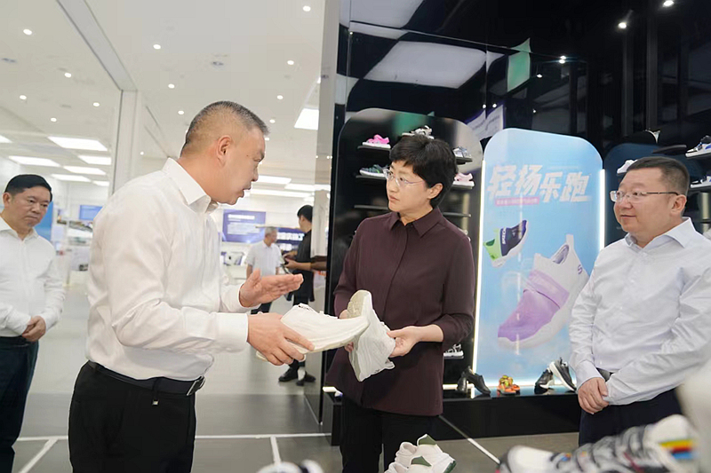 施小琳在资阳调研时强调
加速推进成德眉资同城化发展
不断培育高质量发展新动能新优势「相关图片」