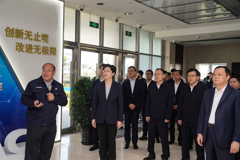 省政府与中国商飞公司签署新一轮战略合作框架协议「相关图片」