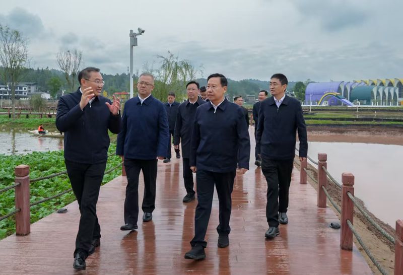 王晓晖在南充市达州市调研时强调
坚持以改革为动力推动高质量发展
努力为四川现代化建设大局多作贡献「相关图片」