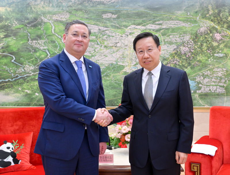 王晓晖会见哈萨克斯坦副总理兼外长努尔特列乌「相关图片」