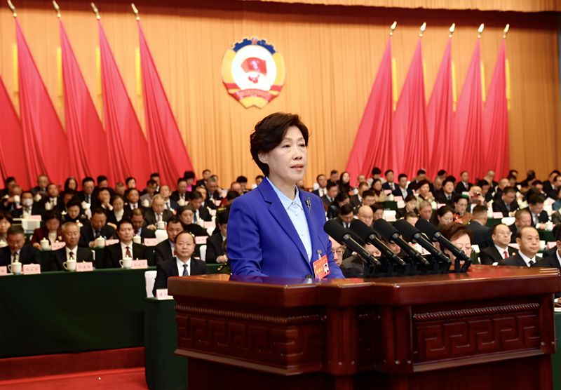 省政协十三届三次会议开幕
王晓晖讲话 施小琳于立军等到会祝贺 田向利作工作报告「相关图片」