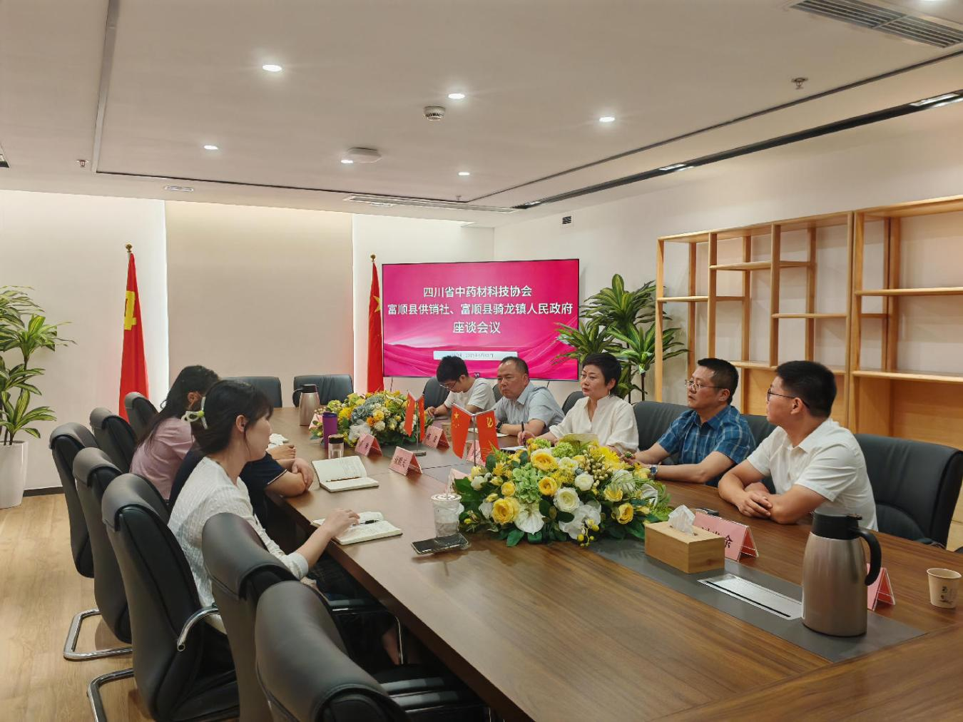 1750061290835068674.png 1750061290835068674.png