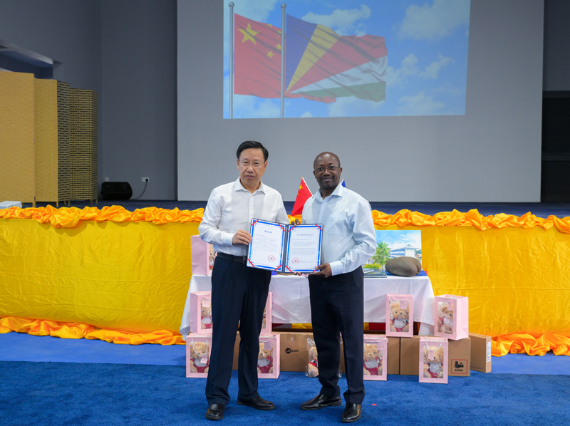 王晓晖率四川代表团在塞舌尔访问「相关图片」