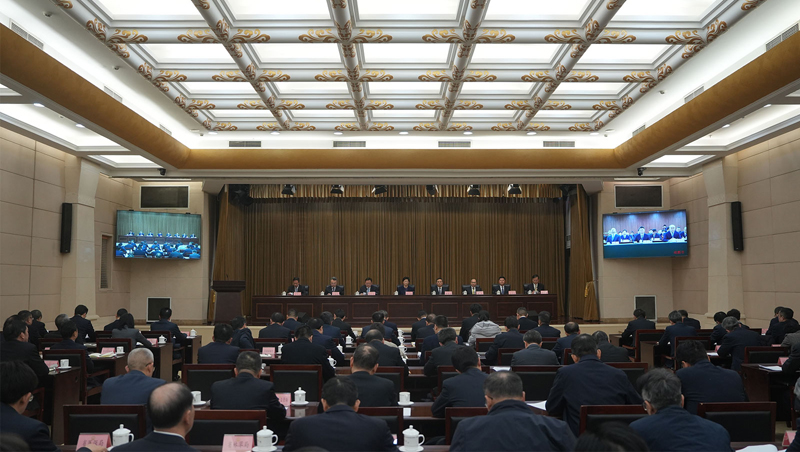 施小琳在省政府第四次廉政工作会议上强调
更高标准更实举措推进廉洁政府建设
以严明纪律优良作风为“十五五”良好开局提供坚强保障「相关图片」